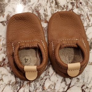 Heyfolks (minimoc) shoes size 4 baby